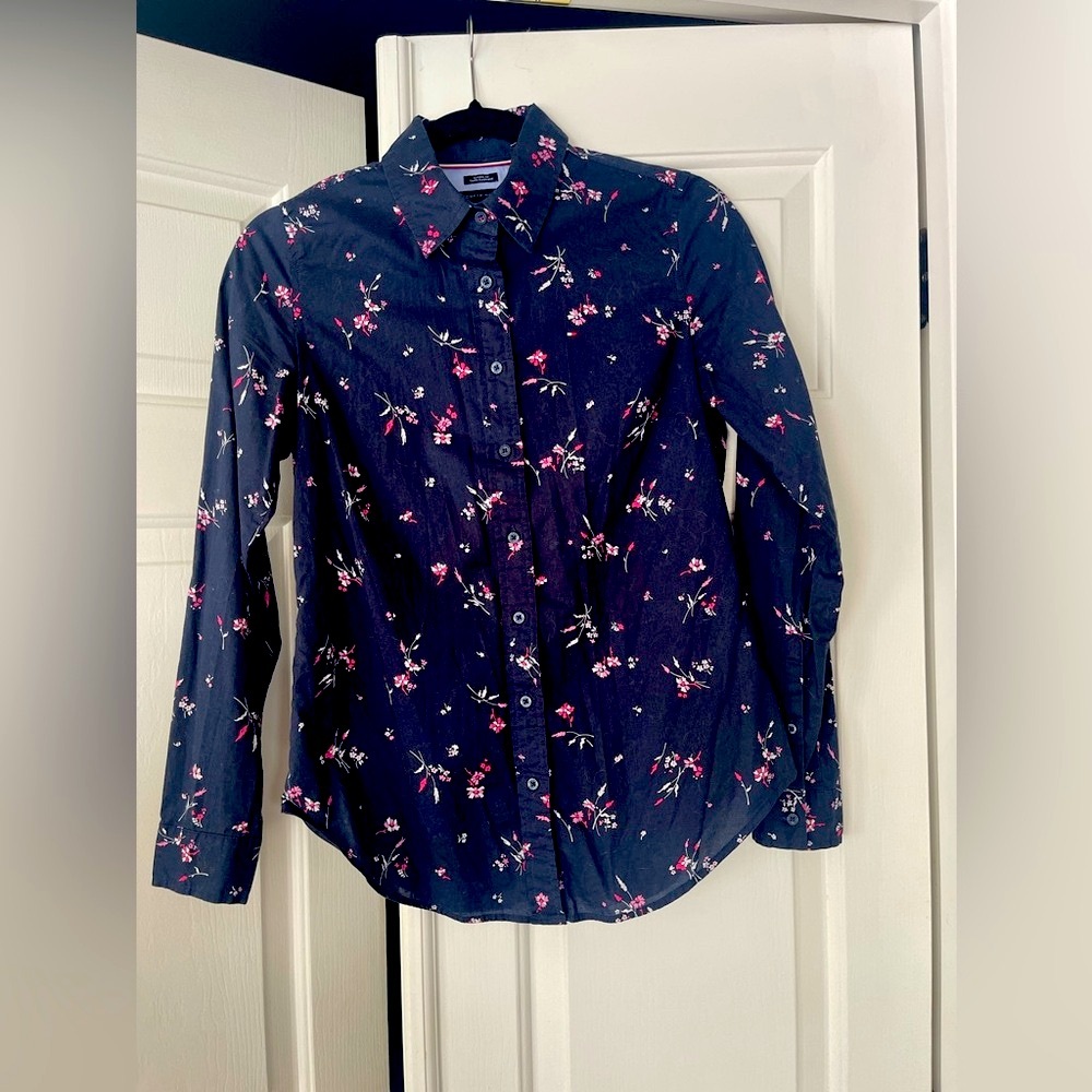 Tommy Hilfiger Navy Floral Button Down Blouse